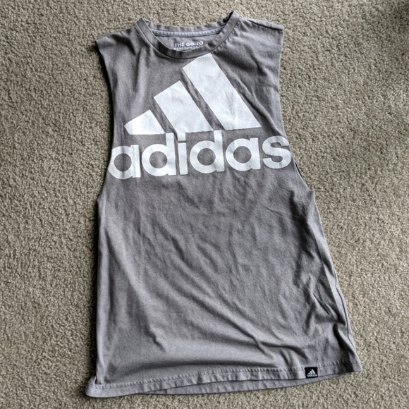 Adidas Women's Gray Logo Muscle Tee Small - Picture 1 of 3